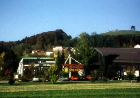  Landhotel Sonnenbühl  Зонненбюль
